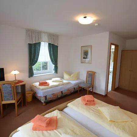 Landgasthof Wolfsgrund Fogadó Dorfchemnitz